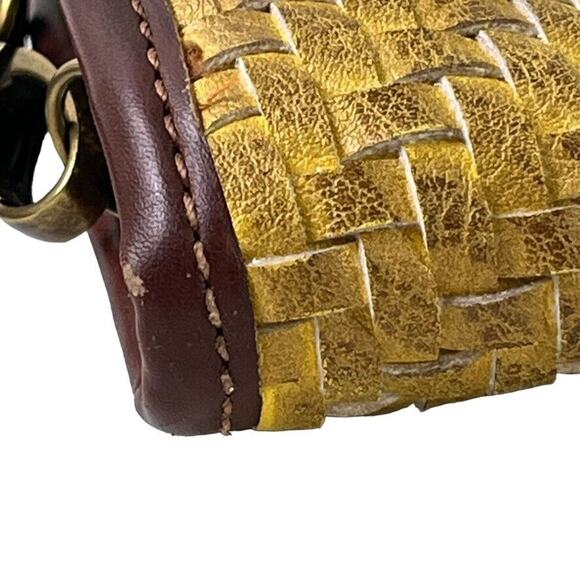 Mode Luxe Womens Woven Brown Tan Wristlet Zip Around Wallet Clutch Coin Purse - Picture 12 of 16